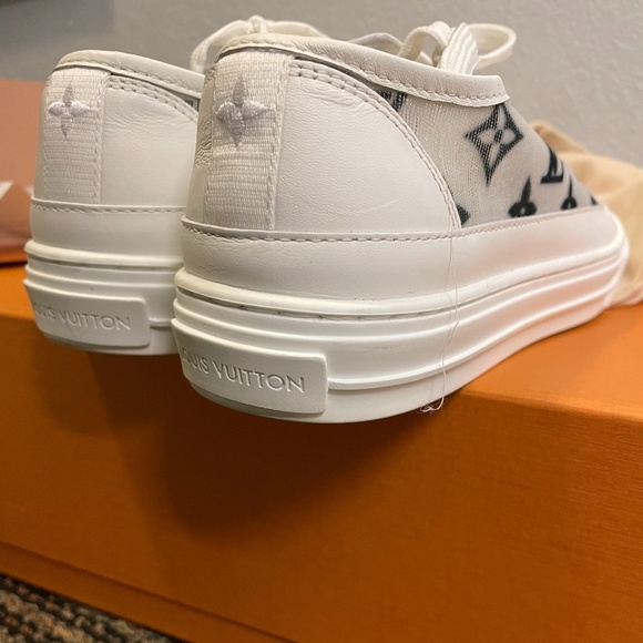 100% Authentic Louis Vuitton Stellar Sneaker!! - Picture 3 of 6